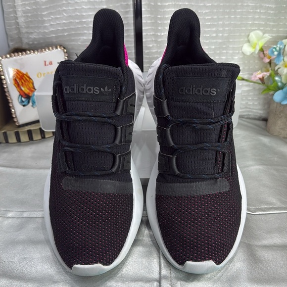 (H5) Adidas Tubular Dusk Women's Running Shoes, Size 9, Black/Pink - Picture 3 of 13